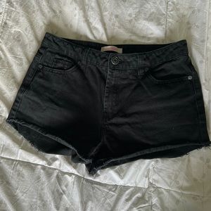 Refuge Black Jean Shorts
